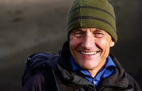 Prezentatorul BBC Paul Rose, atacat de un urs polar în Canada