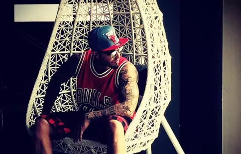 VIDEO: Alex Velea are o nouă piesă în limba română, „Tiki Taka”