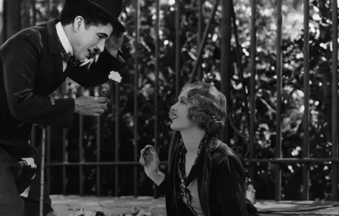 TVR2 va difuza filme de Telecinematecă, alb-negru, de artă şi româneşti