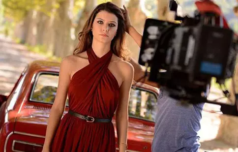 Beren Saat („Fatmagul”, „Kosem”) se află în pragul unei depresii