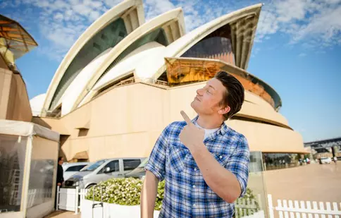 Echipa lui Jamie Oliver va găti la nunta lui Guy Ritchie