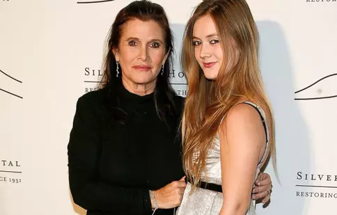 Billie Lourd, fata lui Carrie Fisher, debutează ca actriţă la TV