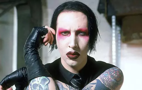 Marilyn Manson joacă un asasin în „Let Me Make You a Martyr”