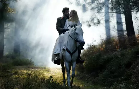 Din 20 noiembrie, la Kanal D: “În dragoste și în război”