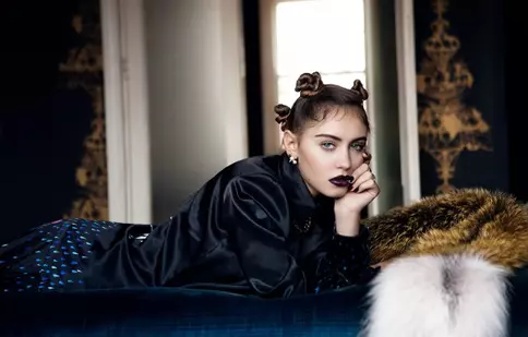 Iris Law, fiica lui Jude Law, face primii pași în lumea modei