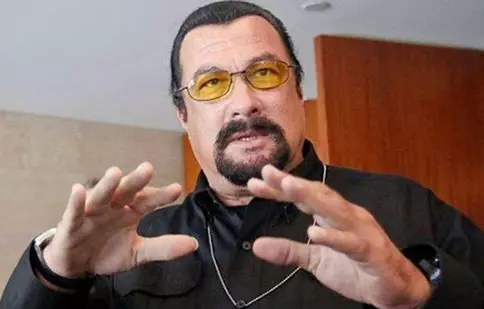 Serbia i-a făcut o ofertă de muncă lui Steven Seagal