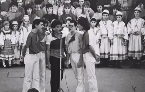 La “Remix” (TVR 3): „Restituiri – Ioan Luchian Mihalea & SONG”