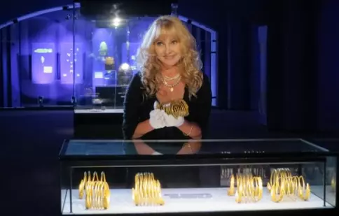 O nouă emisiune la TVR 2: „Locuri, oameni şi comori”