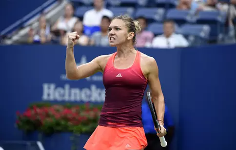 Accidentată, Simona Halep s-a retras din turneul de la Brisbane