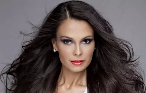 Anca Serea este însărcinată în 7 luni