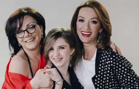 Anca Țurcașiu, Carmen Tănase şi Cristina Ciobănașu sunt imaginea Happy Channel