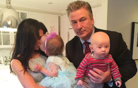 Alec Baldwin şi soţia lui, Hilaria, aşteaptă al treilea copil
