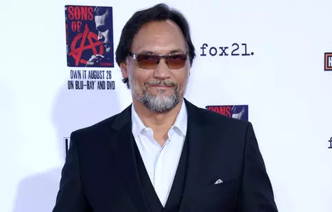 Jimmy Smits („NYPD Blue – Viaţă de poliţist”) va juca în „24: Legacy”