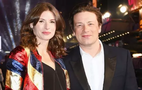 Jamie Oliver va fi tată pentru a cincea oară