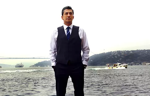 Erkan Petekkaya („Furtună pe Bosfor”) a pierdut procesul cu un fast-food