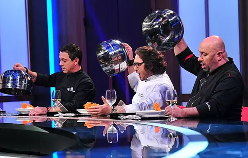 „Chefi la cuţite” va avea trei sezoane la Antena 1