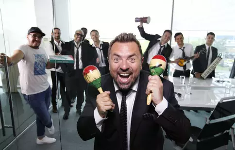 Horia Brenciu a lansat videoclipul piesei „Do What You Like”