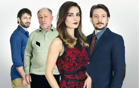 Serialul turcesc „Vieți schimbate” vine Acasă din 5 septembrie