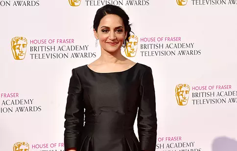Archie Panjabi nu comentează controversele despre „Soţia perfectă”