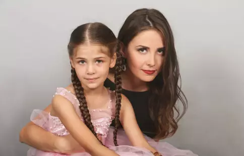 Interviuri exclusive cu actrițele din ”Elif”, în revista ”TV Satelit”