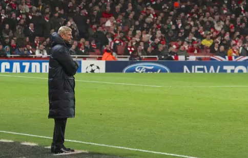 La „Premier League Magazin” se discută, diseară, despre campionatul Angliei