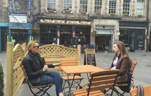 Seria de reportaje „Românii după Brexit” vine la TVR 1