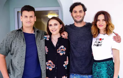 Echipa „Visuri la cheie” (Pro TV) construiește o casă tradițională