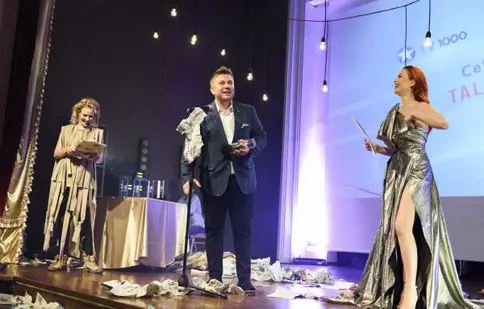 FOTO. Vedetele și trofeele câștigate la Premiile Tvmania 2016