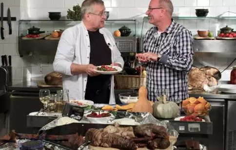 Toni Grecu, invitatul lui Mircea Dinescu la „Politică şi delicateţuri”