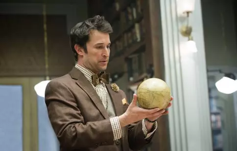 INTERVIU EXCLUSIV: Noah Wyle, despre debutul ca scenarist, în „Bibliotecarii” 3