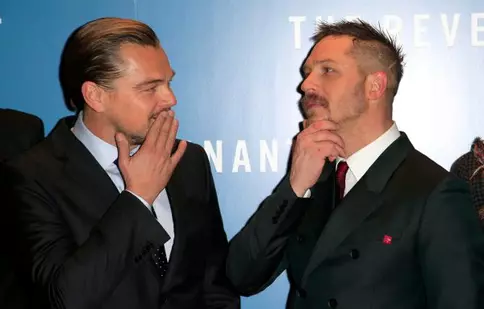 Tom Hardy a pierdut un pariu de Oscar cu Leonardo DiCaprio