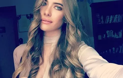 FOTO. Anastasia Tsilimpiou se află la București. Protagonista din „Kosem”, invitata serii la „WOWbiz”