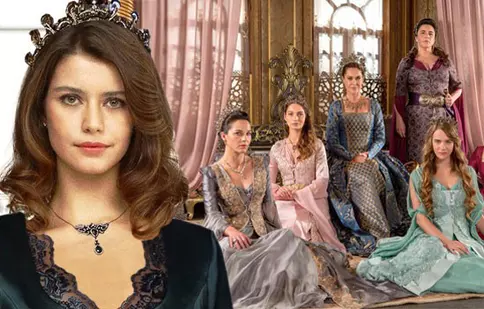 FOTO. De miercuri, la Kanal D, Beren Saat preia rolul lui Kosem de la Anastasia Tsilimpiou