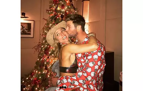Cum au petrecut Elsa Pataky şi Chris Hemsworth de Sărbători
