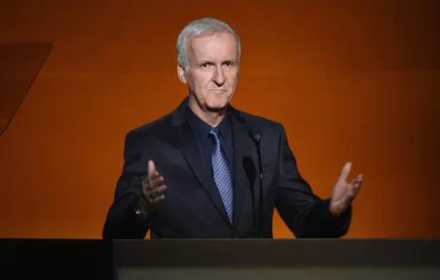 Regizorul James Cameron face un serial documentar pentru AMC