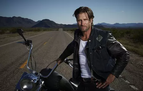 Sezonul 2 din serialul bazat pe fapte reale “Spion printre demonii şoselelor” începe la History