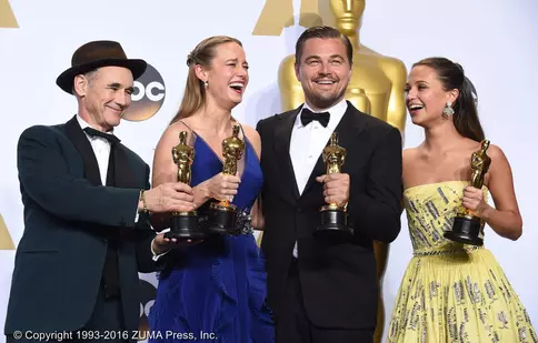 Premiile Oscar 2017: Postul E! transmite „Live from the Red Carpet”