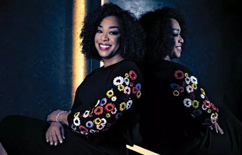 Shonda Rhimes („Anatomia lui Grey”) lucrează la un serial nou