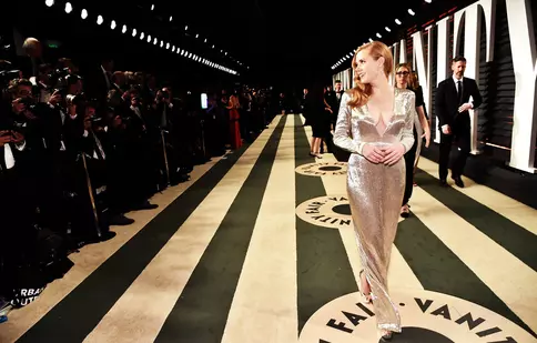 HBO mai face o miniserie de inspiraţie literară, cu Amy Adams în rol principal