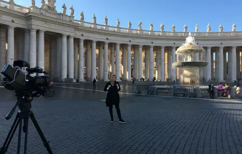 Irina Păcurariu continuă la TVR seria de reportaje „Unde-i acasă?”. Primul episod, duminică, 19 martie