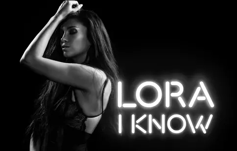 Lora a lansat videoclipul piesei „I Know”: „Alter ego-ul meu este pe scenă. Se reinventează şi evoluează constant”