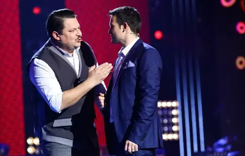 Duminică, în semifinala „Vocea României Junior”, magicianul Robert Tudor sparge trofeul show-ului