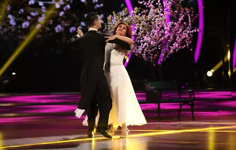 Luni, un nou concurent intră în ringul „Uite cine dansează!”: Rona Hartner renunță la show