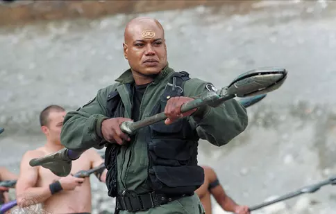 Teal’c, Christopher Judge, din „Stargate SG-1” vine la East European Comic Con. Comic Con-ul românesc va avea loc între 5 și 7 mai