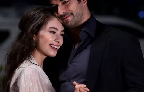 FOTO. Am aflat când se termină serialul turcesc „Dragoste infinită”, cu Burak Özçivit, în Turcia!