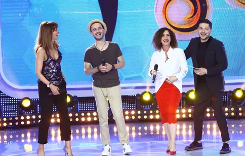 Anca Țurcașiu, Luminița Anghel și Șerban Copoț sunt invitații serii la „Zaza Sing”