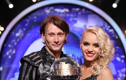 Marius Manole și Olesea Nespeac sunt câștigătorii primului sezon „Uite cine dansează!”