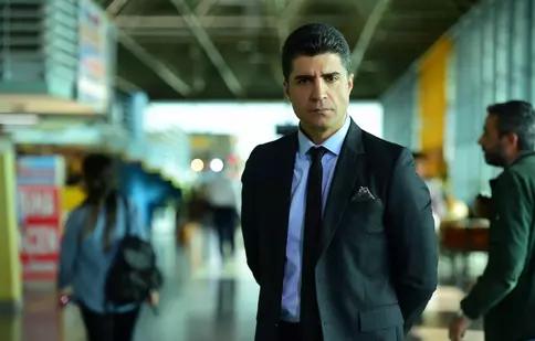 FOTO. Ozcan Deniz are o iubită nouă, o bloggăriţă de 26 de ani!