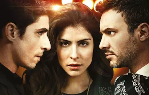 Prima telenovelă muzicală, „Guerra de ídolos”, a avut premiera în SUA