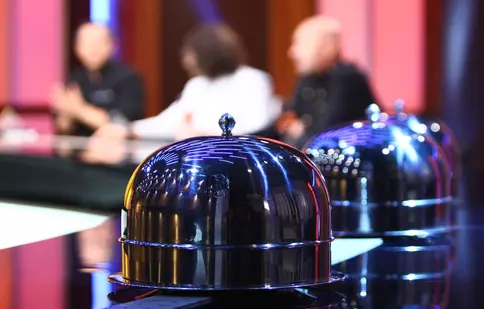 Antena 1 a început filmările pentru cel de-al patrulea sezon „Chefi la cuțite”. Când începe emisiunea